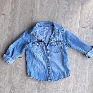 ✨ 4/$20 Carter’s Soft Button Up Chambray Top Shirt 3T